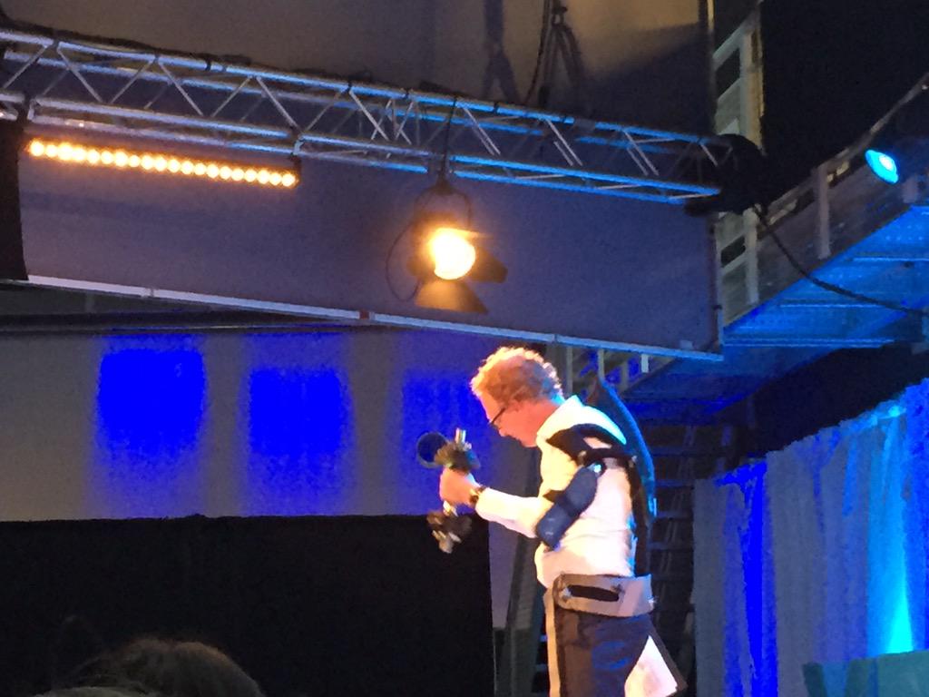 martijnlopes's tweet photo. .@rensdejong demonstrating the exoskeleton by @SkelEx2 at the #YDNE celebrating 10 years at @YESDelft http://t.co/57IZZLnoQS