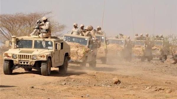 MooonNdoo's tweet photo. المدفعية السعودية في جازان تقصف تجمعات للحوثيين  عبر @AlArabiya ـ http://t.co/8IkMwp7rW9 http://t.co/NH99JUsZdg
