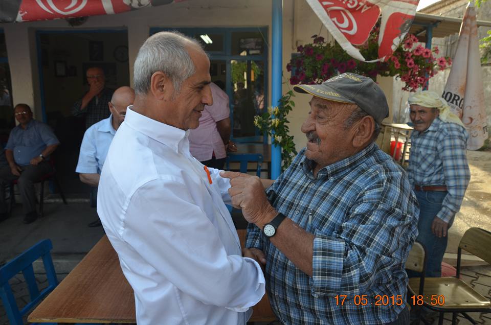 chpurla35's tweet photo. CHP Urla İlçe Örgütümüz ve İzmir Milletvekilimiz .Musa Çam İle Birlikte Urla'nın Batı Köylerini Ziyaret Ettik. http://t.co/D4EXWfbhM8