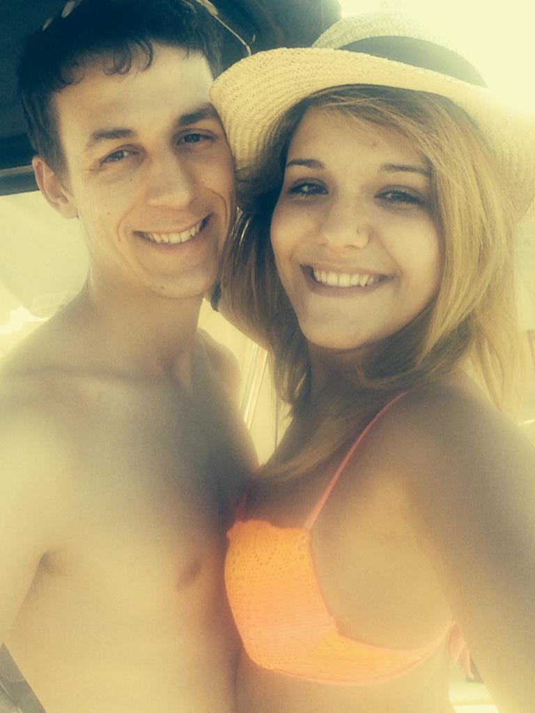 petitegiada's tweet photo. Weekend con te ❤️ http://t.co/NYRnt8feD3
