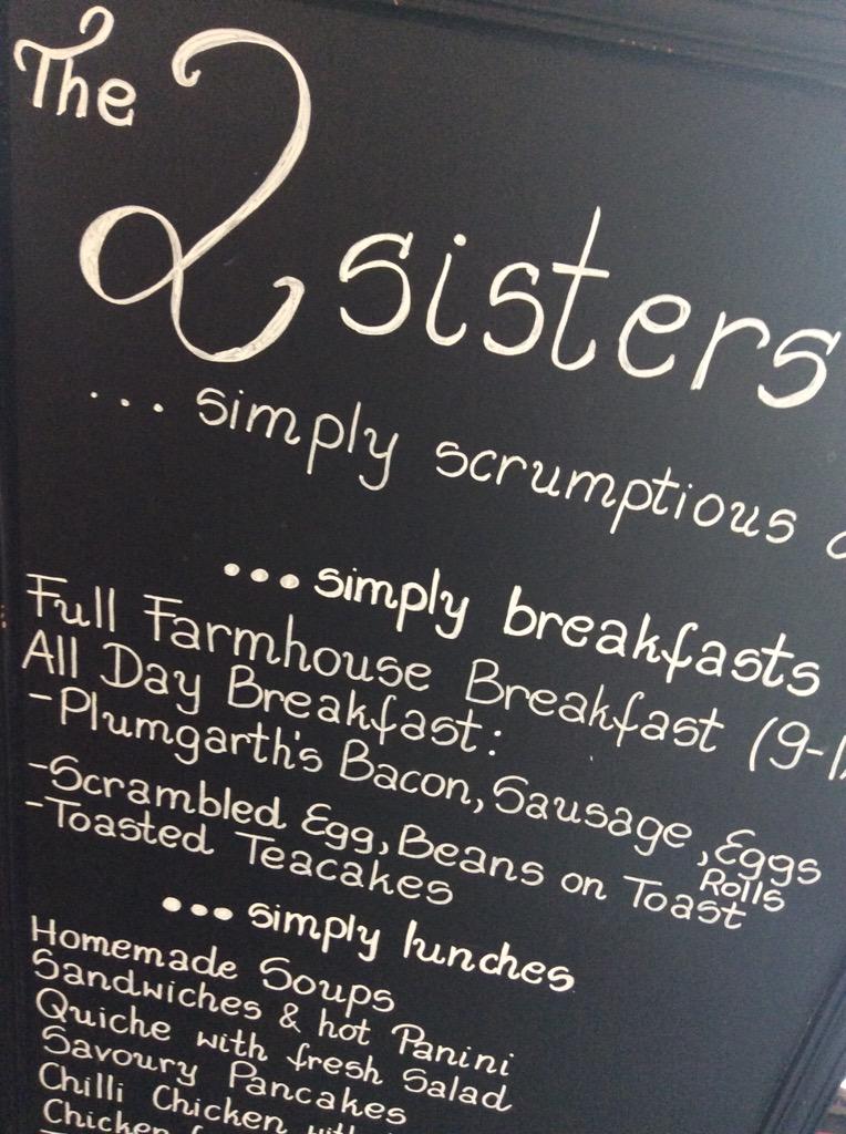 lovinglyartisan's tweet photo. Great location for lunch @The2sistersCafe @plumgarths - a foodie destination @RealBread http://t.co/9KWcrkGwsy