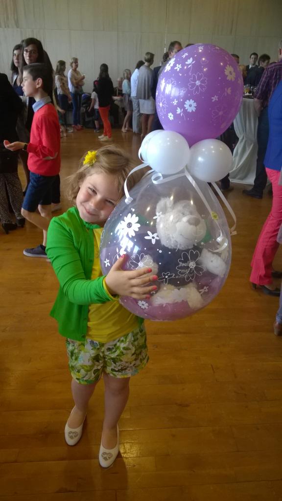 IsabelleCorbet's tweet photo. Lentefeest Margaux http://t.co/43ZYdtDhRP