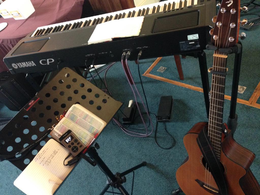 Helenmunt's tweet photo. Ah! A great day in the office writing about Ezekiel 37 after an inspiring chat with Jonathan Rickard... http://t.co/43RcoRCsiA
