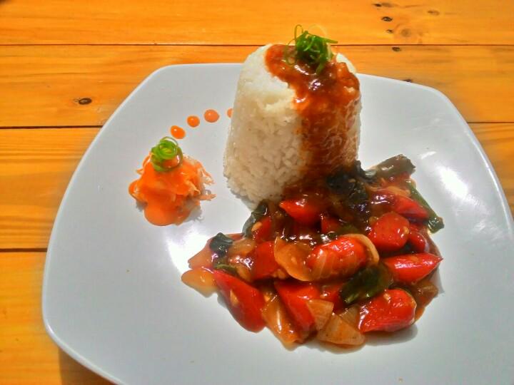 kedaiberisik's tweet photo. Nasi Sosis Teriyaki Rp 10.000 Nasi putih dengan tumis sosis saus teriyaki #KulinerBDG #KulinerBandung https://t.co/kQuimCqmCD
