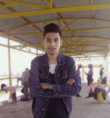HarryPutra1927's tweet photo. In Pelabuhan Kendal :D http://t.co/QAtV4HtVQG