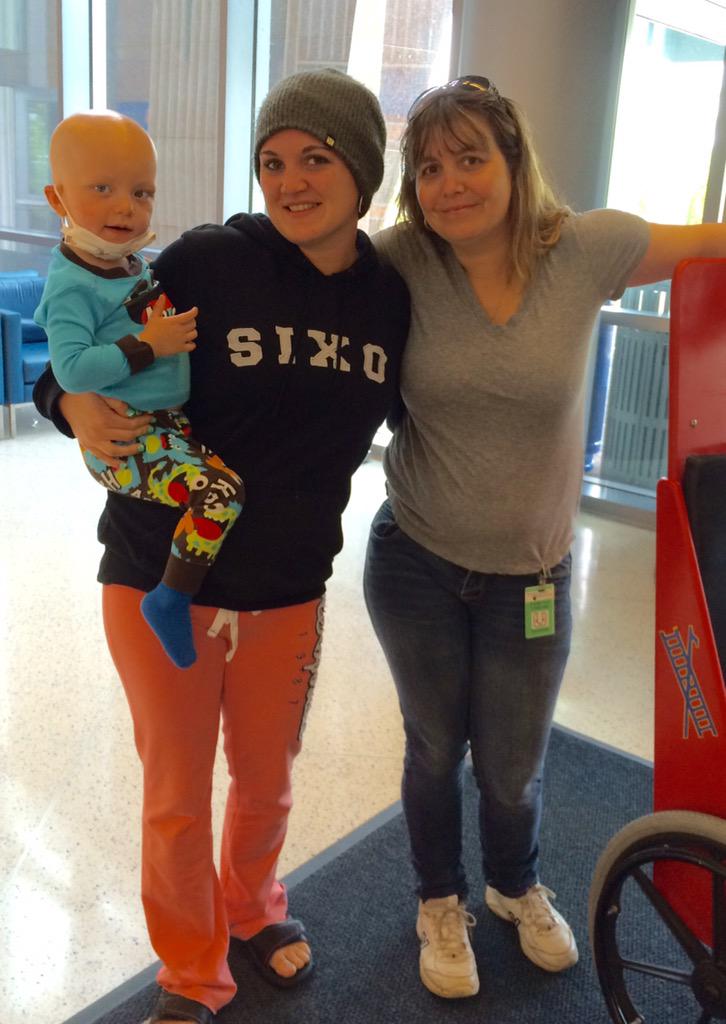fourdiamonds's tweet photo. Cancer hurts, but @FourDiamonds helps. RETWEETS for this little guy who just got out of surgery at @PennStHershey! 💛 http://t.co/jQGv3LYWMc