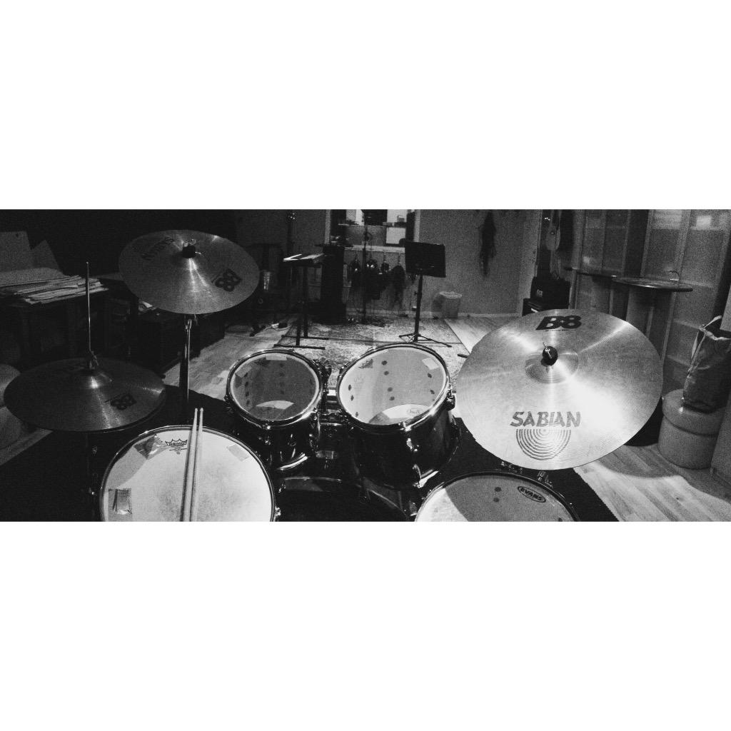 tastmusic's tweet photo. Recording some drums today to get another, more vivid, sound in the mix 👍👍 #tastmusic #deephouse #edm #drumset http://t.co/pfddtV3YKm