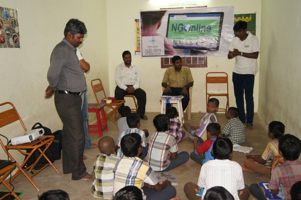 agni_act's tweet photo. #NGO_ONLINE #PROJECT_INTEGRITY F.P.T New Home Life - Namakkal,12/04/2015 http://t.co/QpY2hA9Oht