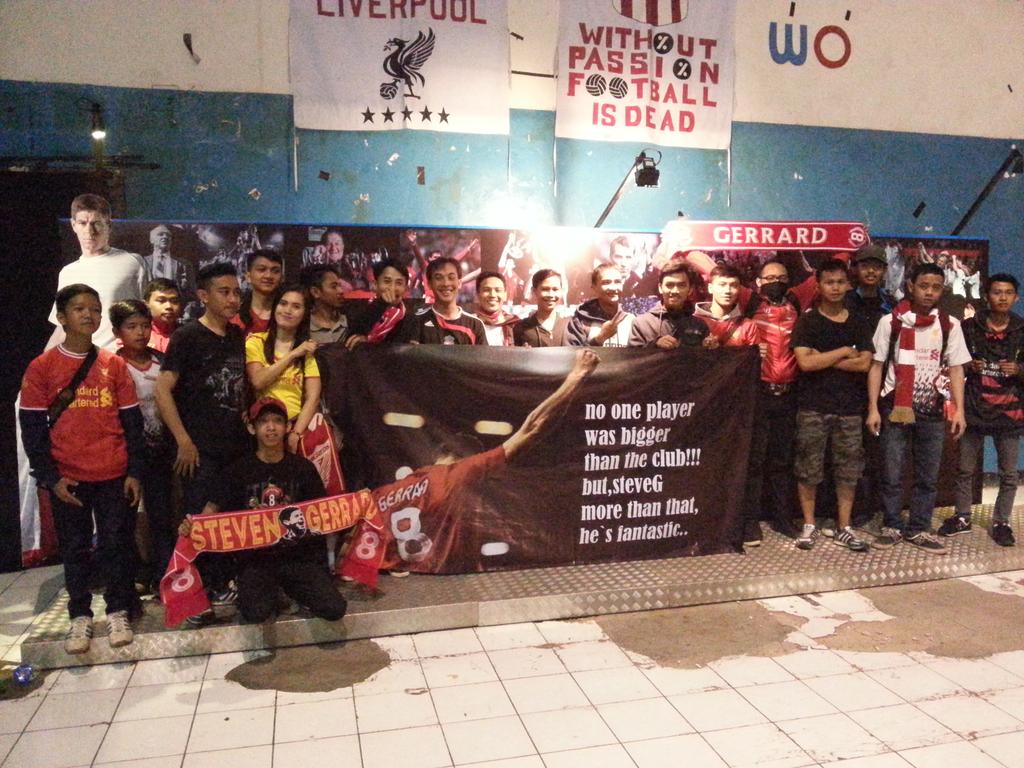 tributetostevie's tweet photo. Sawangsulna Akang-akang sareng teteh :D "@KopCityCircle: Hatur nuhun @tributetostevie http://t.co/csiceI4r0z"