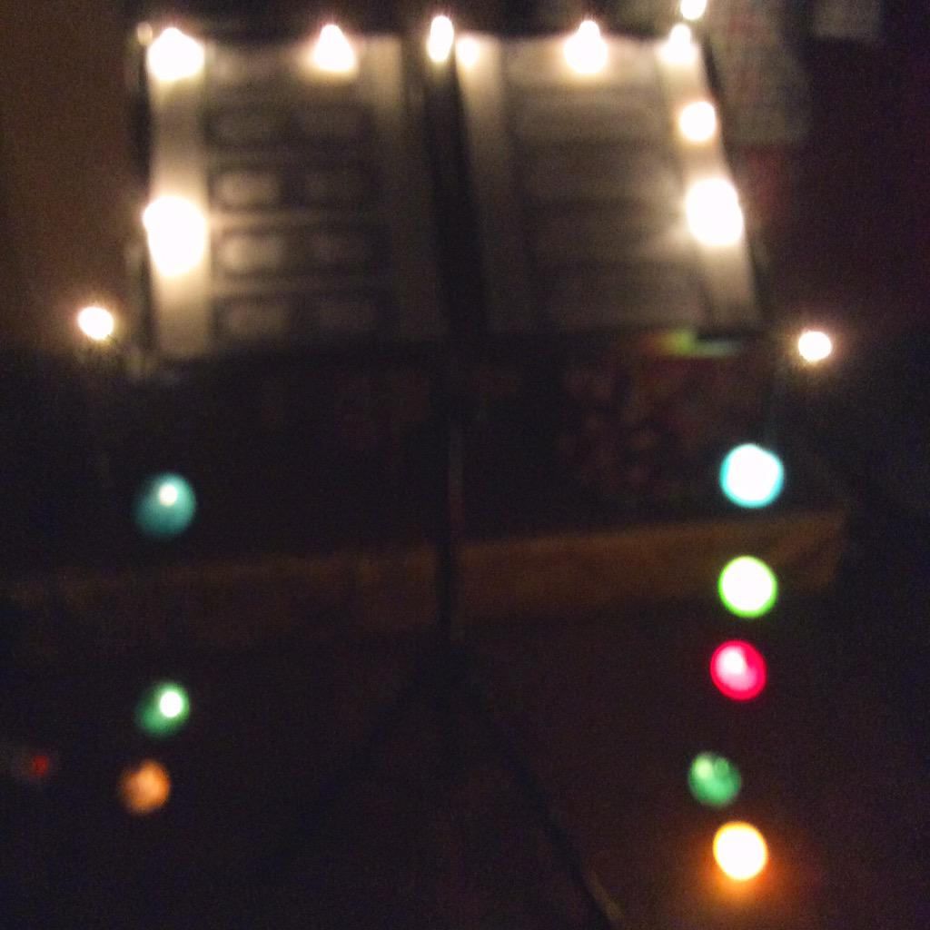 FestikUpm's tweet photo. Datanglah beramai-ramai untuk menyaksikan #SENYUMLAH oleh #2ndamarproduction malam ini di Dewan Putra 2, UPM. http://t.co/camV6rglCK