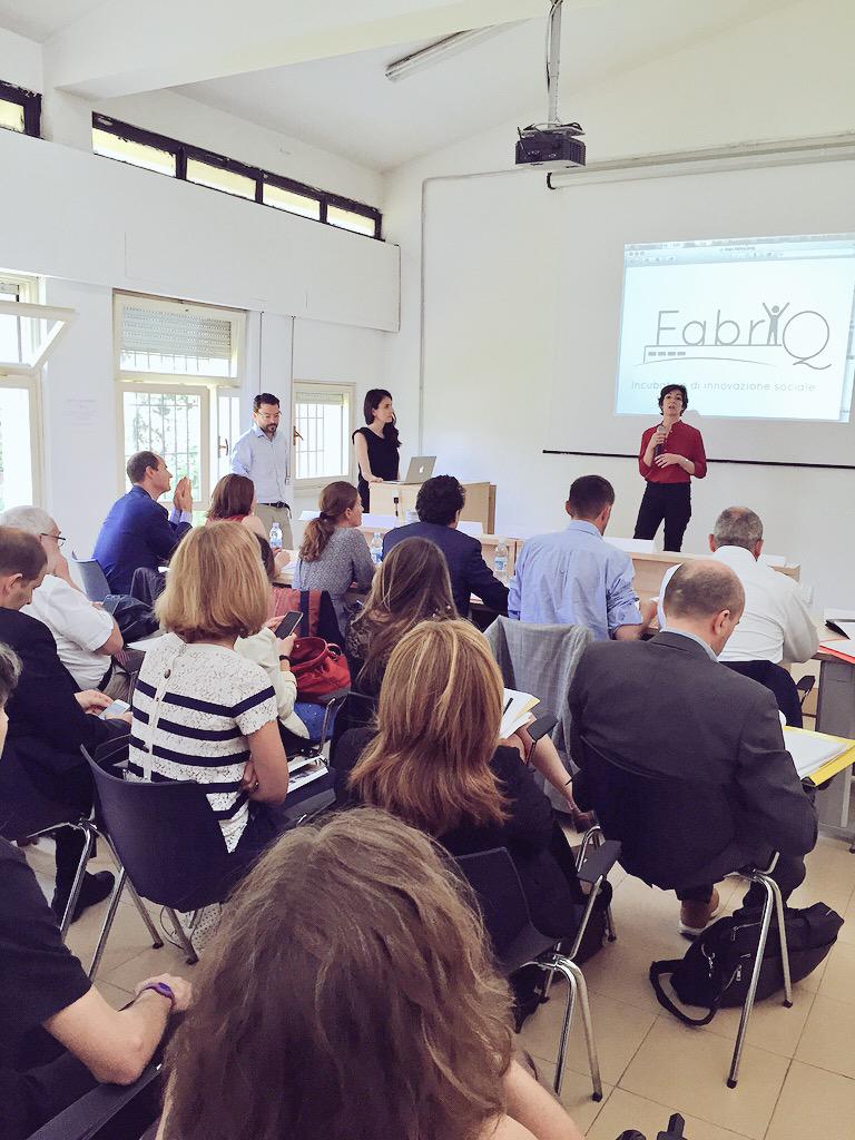 smartcitymilano's tweet photo. .@cristajani apre i lavori per la II premiazione: 7 startup #socialinnovation #sharingeconomy #smartcity #milanoIN http://t.co/U2vGrHTmuq