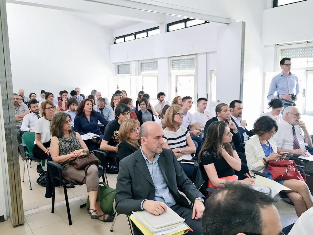 smartcitymilano's tweet photo. .@cristajani apre i lavori per la II premiazione: 7 startup #socialinnovation #sharingeconomy #smartcity #milanoIN http://t.co/U2vGrHTmuq