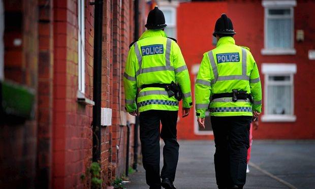 MENnewsdesk's tweet photo. Bogus roofers steal £1,700 from pensioner in Salford but neighbours rally round to help 
http://t.co/mPEBGg249Y http://t.co/ECZAdVtq9I