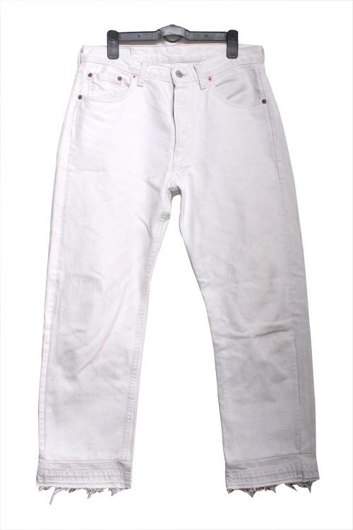 TEENTOPSTYLE's tweet photo. [틴탑스타일] 캡(@asdsdf756)'s 'CUT AND SAWED DENIM WHITE By Joe Gosh' 149,000원 http://t.co/nrALla4vKO