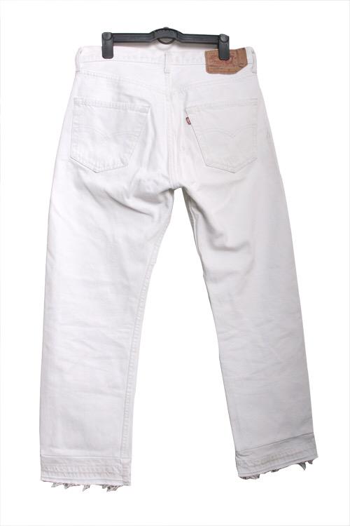 TEENTOPSTYLE's tweet photo. [틴탑스타일] 캡(@asdsdf756)'s 'CUT AND SAWED DENIM WHITE By Joe Gosh' 149,000원 http://t.co/nrALla4vKO