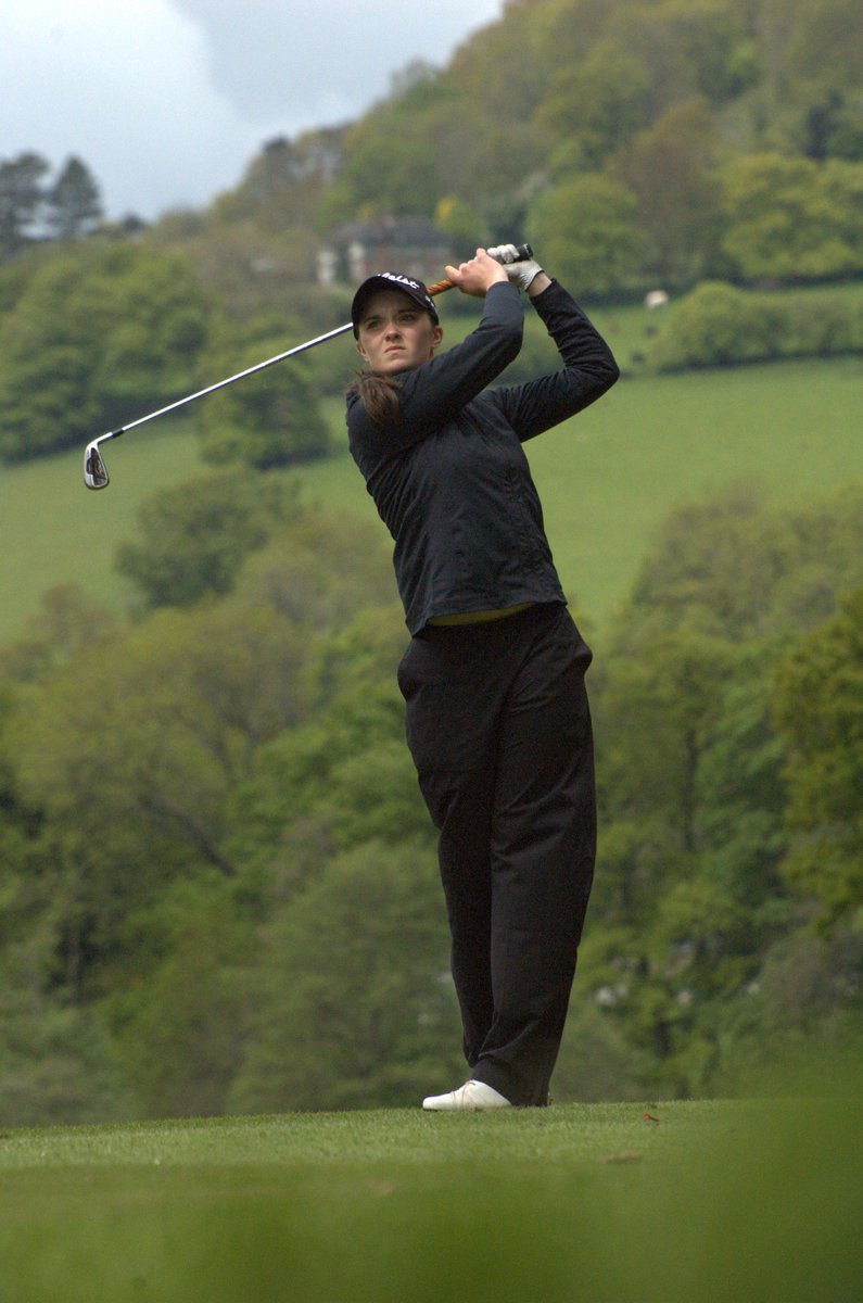 wales_golf's tweet photo. Action from the Welsh Ladies Amateur @VLlangollenGC #GUWchamps #GeorgiaLewis http://t.co/ogaNp5jUnC
