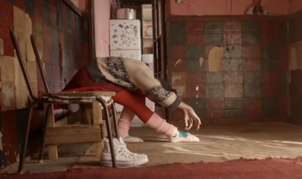 Popsicle_TV's tweet photo. @Fantasma_SA's new video for "Cat And Mouse" follows young ballerinas through Khayelitsha.

http://t.co/adLcBtFmSj http://t.co/sq9VDsU694