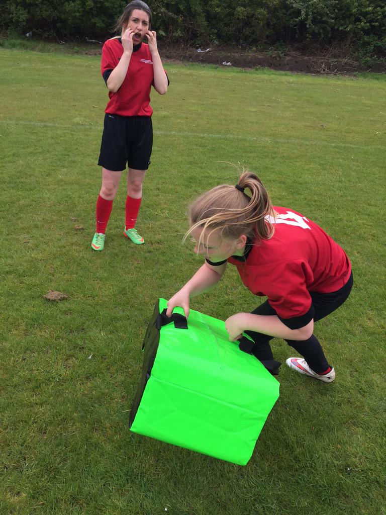 AllStarsSportNE's tweet photo. @SunderlandDC women's Rugby League team being put through their paces this morning! Tough session! http://t.co/yQhxyVk7DK