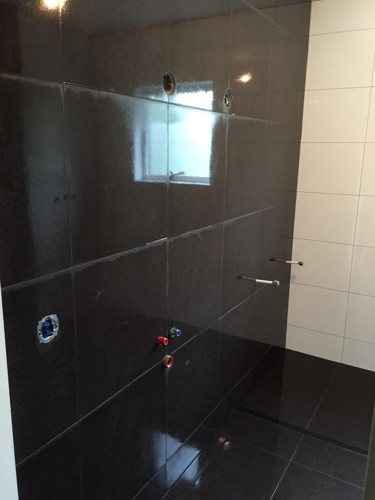 Bakker23Rob's tweet photo. Alles is weer ingewassen #eurocol #badkamer http://t.co/N9BORg1Js7