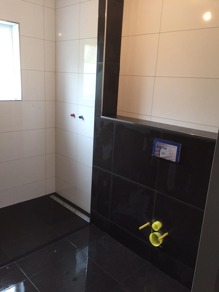 Bakker23Rob's tweet photo. Alles is weer ingewassen #eurocol #badkamer http://t.co/N9BORg1Js7