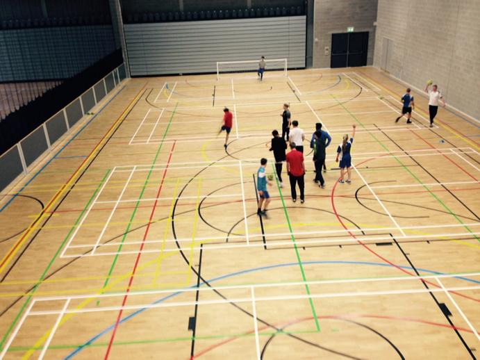 huddersfieldlc's tweet photo. @kirkleescollege training session taking place in the main sports hall! #HLCopens #BigLeisure http://t.co/FK3tWEFURm