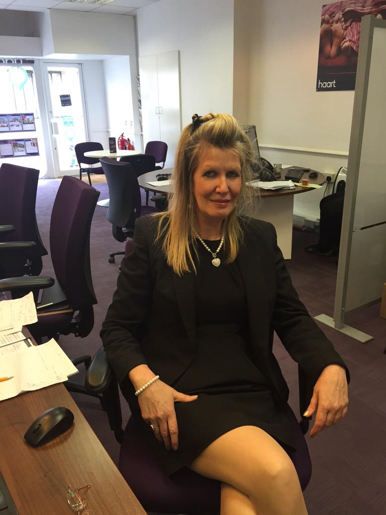 SloughHaart's tweet image. Happy birthday Marita! Even on her birthday she&apos;s working hard to get you in your new homes! #salesprogressor #slough