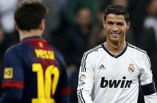 Players with most La Liga hat-tricks:

– Lionel Messi: 24 in 307 games
– Cristiano Ronaldo: 26 in 199 games