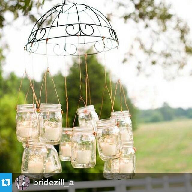 myindiewedding's tweet photo. great idea! 
Repost @bridezill_a
・・・
chan·de·lier
ˌSHandəˈlir/
(noun)
a decorative hanging light with branches for … http://t.co/f1ovIEgzgK