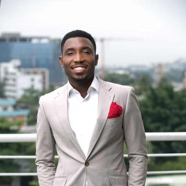 gosporellaFM's tweet photo. GROWING UP WITH HIS GRANDMA @timidakolo CREDITS HER AS HIS FIRST SINGING TEACHER. #GOSPOLICIOUS #MCM http://t.co/19tCMW8WUW