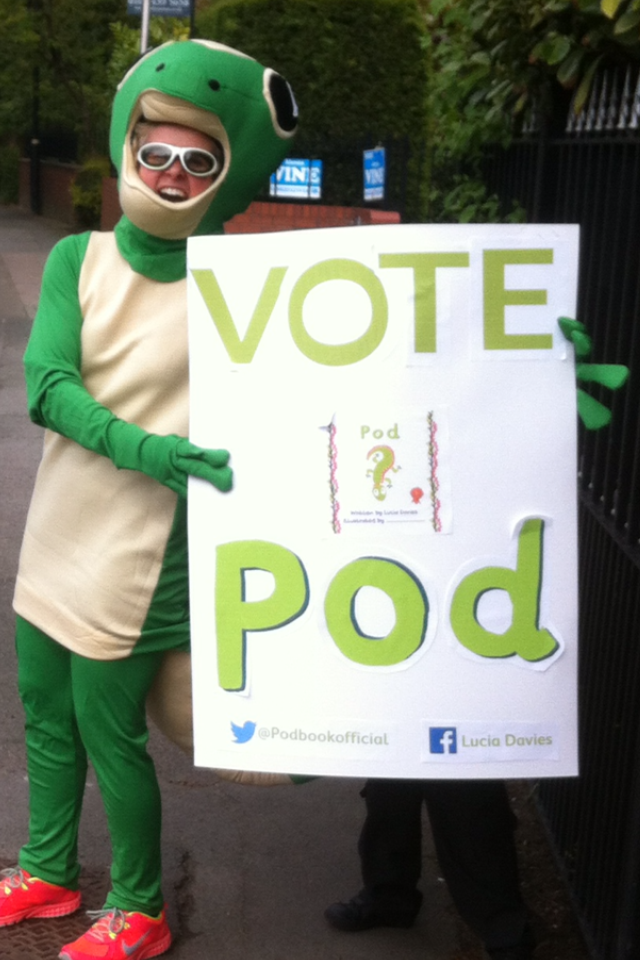 Podbookofficial's tweet photo. @Podbookofficial  #pitchtorich #VOOM 
Please VOTE and SHARE!!! xxx Click this link... https://t.co/HZpFz3x2cw http://t.co/FMT18osA6Y