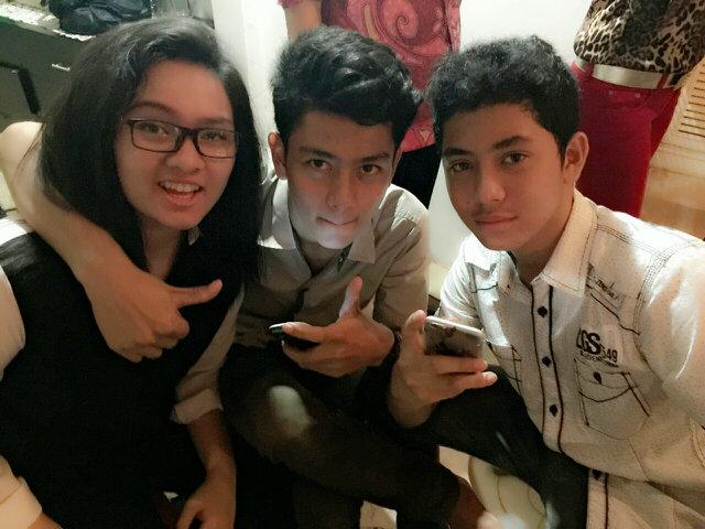 I am with my duo gantenggg! @yoel_aviori &amp; Christian