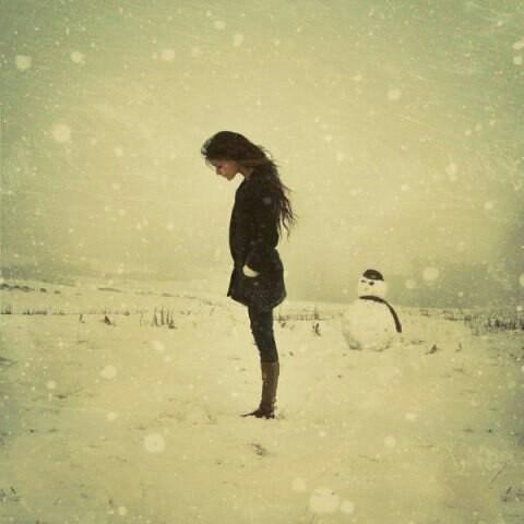 borderline_i's tweet photo. Even if I say It'll be alright
Still I hear you say you want to end your life.
It's never too late. http://t.co/TdGnvzJeJT