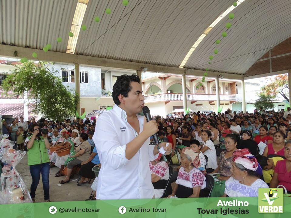 avelinotovar's tweet photo. Quiero compartirles fotos de nuestro evento en Huehuetla, con motivo del día de las madres http://t.co/6wljxxjJZB