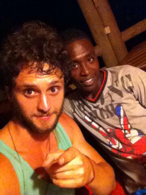 christopheruck's tweet photo. Nuevos amigos del valle. Que buenos momentos musicales http://t.co/epdWGGVjqo