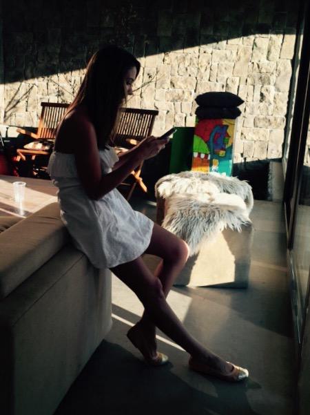 vanesaborghi's tweet image. Suban sus fotos comprando x internet sentados,usen #comprasentado y pueden ganar un @weare1010 yo estoy participando