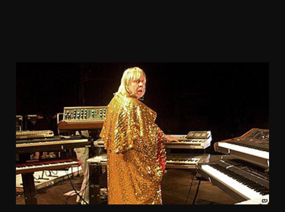 Happy Birthday to the great Rick Wakeman!!! 