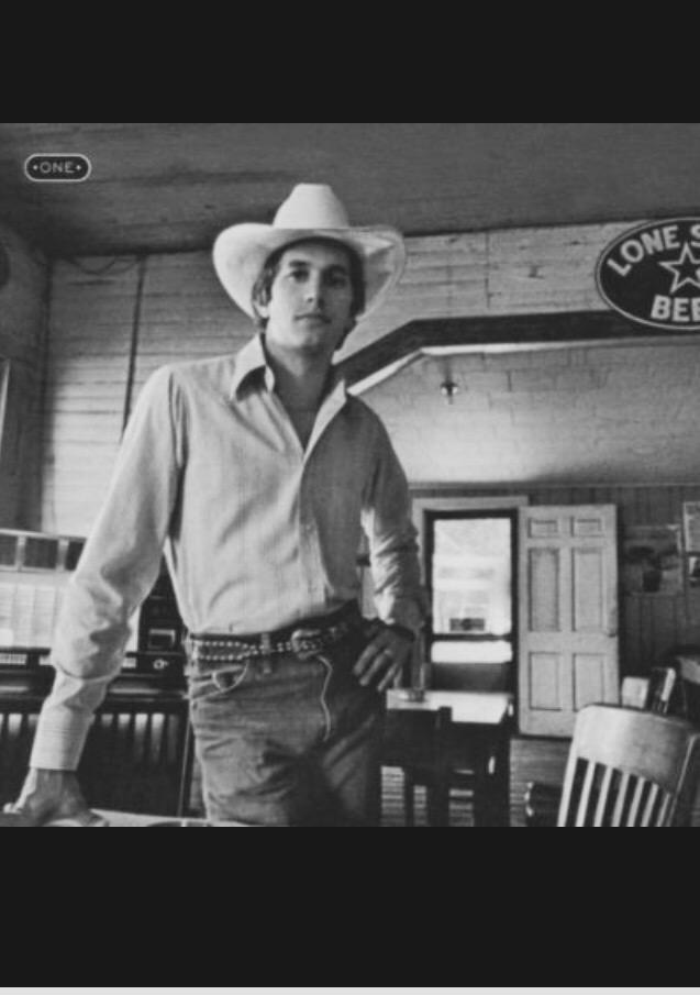 Happy Birthday to the man that continues to teach me about life through his music. The king of country George Strait! 