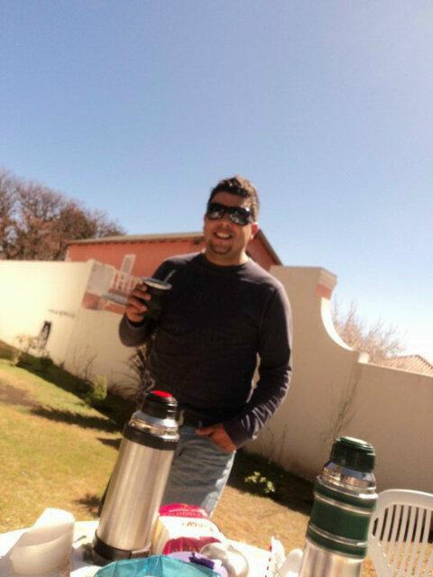 yuli_0816's tweet photo. @yosep_31 como te extraño primo!! Hoy mas que nunca! #SiemprePresente http://t.co/nxE7sILUBZ