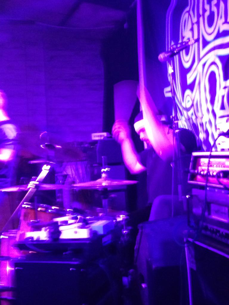 MonsterPromote's tweet image. @Comanchegroup are absolutely rocking!