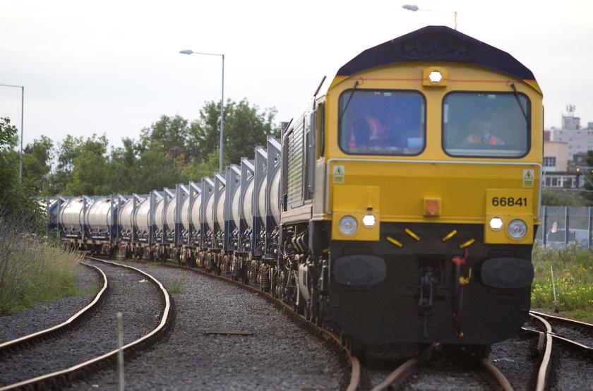 InbulkT's tweet image. Lone Star (Fornely Hanson Building Products) has began major flow of Fly Ash from Drax to Oxfordshire in ISO-Veyors