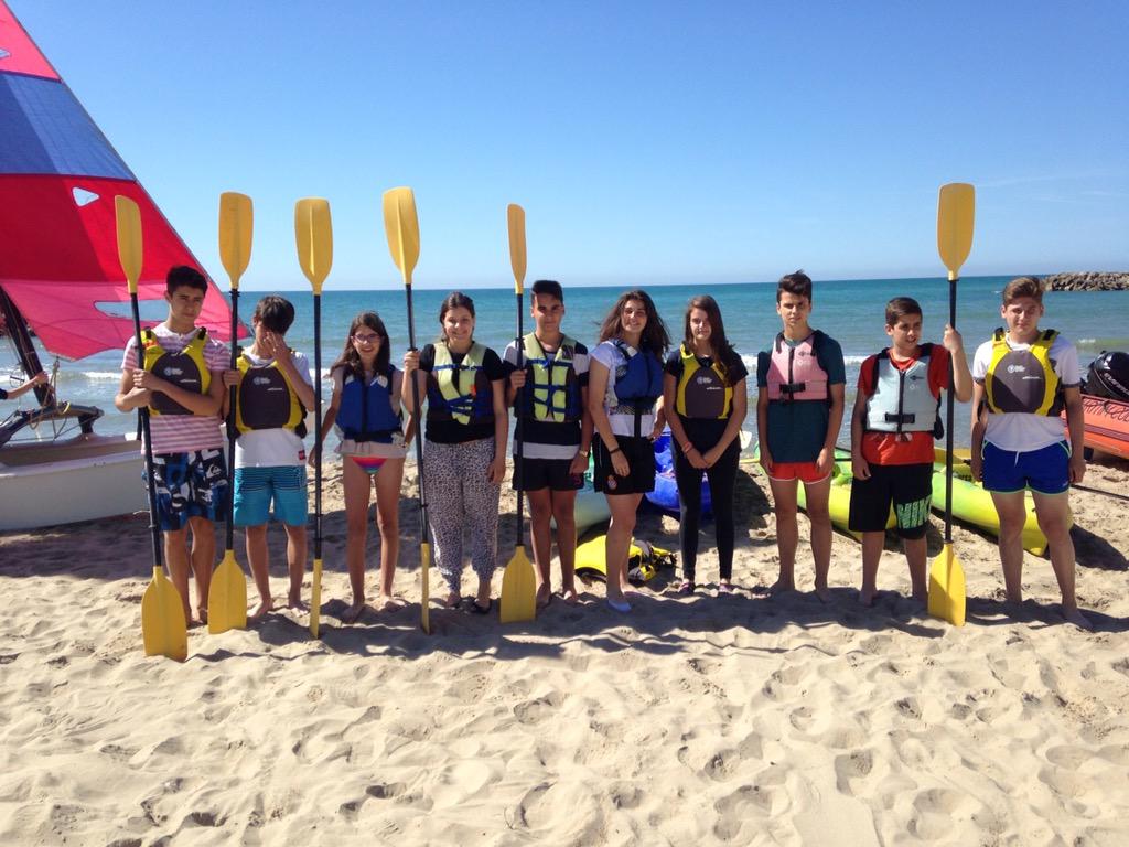 mercedaries's tweet photo. Bateig de vela al Club Marítim de Cubelles per 2n ESO, quin dia més maco! http://t.co/wCMZs9zPQ5