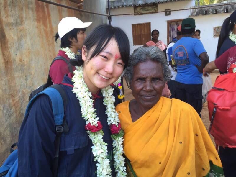 indiagv2015's tweet photo. 【ベストショット企画📷】
今日は、着物大好き女子のしほ編です😍

タイトル:一番長い時間関わった私のHOさんとの写真。お別れ間際。

理由:一緒に泣き、私の手をずっと握って、涙を拭ってくれて、暖かい関係が生まれたことを感じたから。 http://t.co/dHqaDT1AHe
