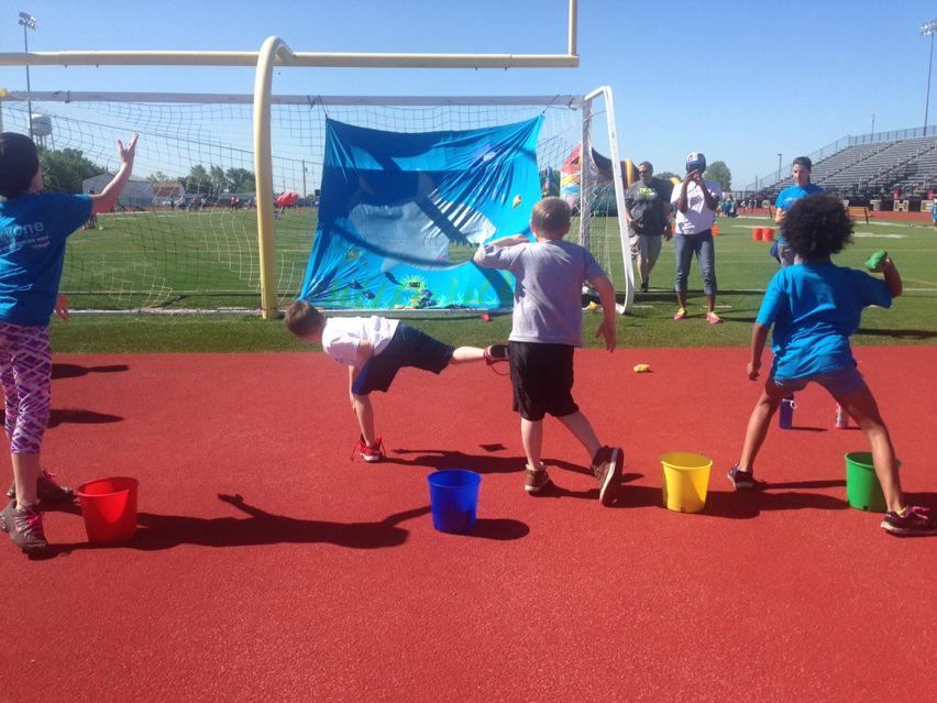 RPCompass's tweet image. Field Day fun!