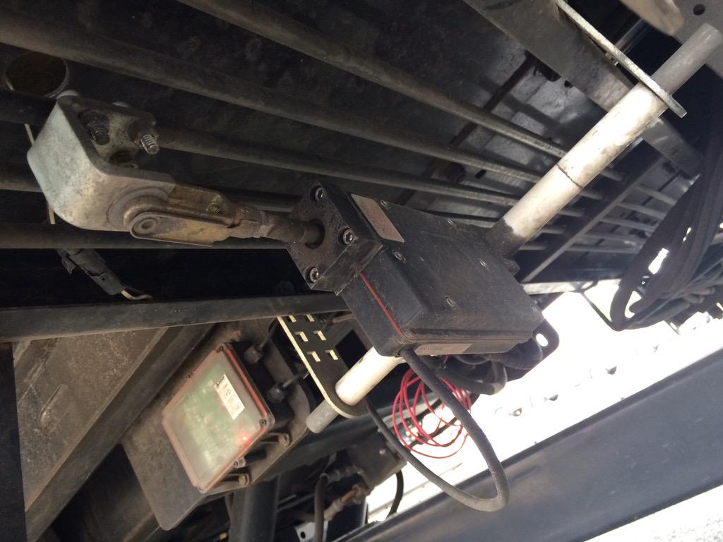 ActusMFG's tweet photo. We were out and about this weekend and met James from Feist Towing who uses and loves our wireless system! http://t.co/o2is2NCo3v