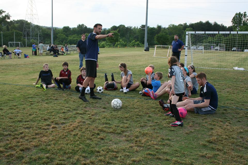GoMocsSoccer's tweet photo. We LOVED spending Friday night w/ Chattanooga's AYSO "VIP" kids. #givingback #Buildingalegacyofsuccess #GoMocs http://t.co/uNEmOgwc2O