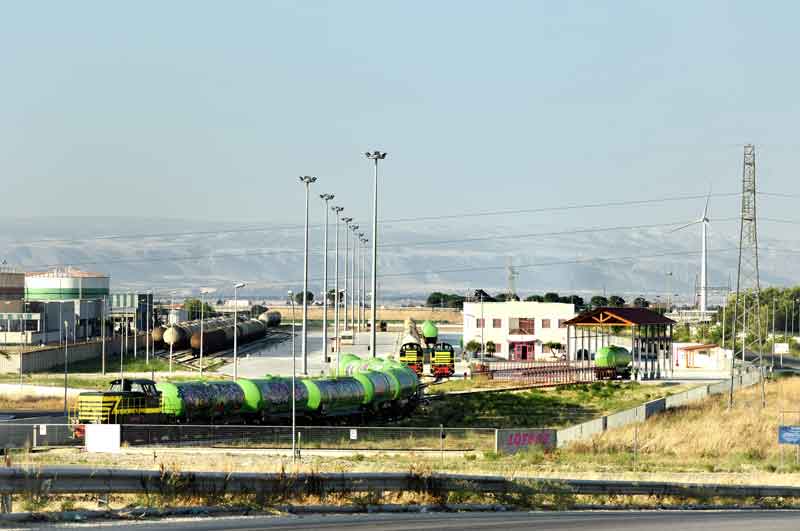 immediatonet's tweet photo. Ecco le migliori aziende in #Puglia. Per la provincia di #Foggia premi a #Lotras e Tozzi Sud http://t.co/hoJabTVFX8 http://t.co/PPGlaveawm