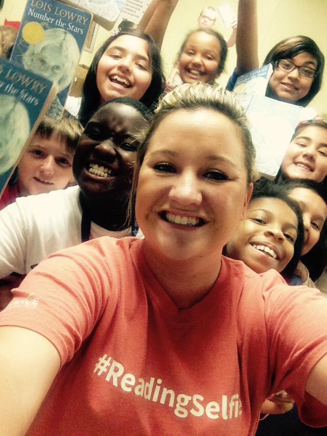 laurafrey_308's tweet photo. #HESChat #numberthestars #mrsfreysclass #READINGSELFIE @StephFletcher38 http://t.co/I49Yh0wAZv