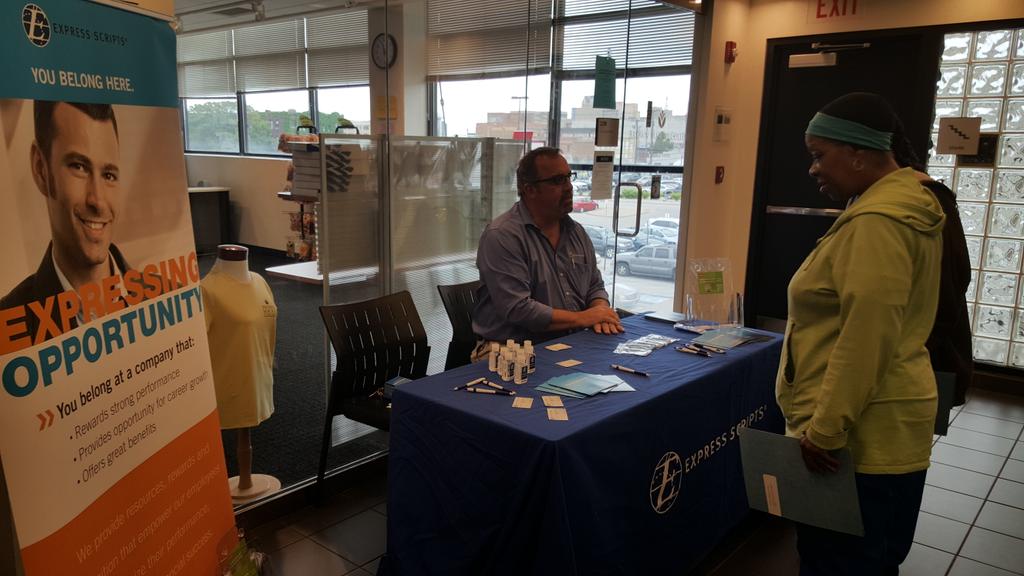 One2OneRecrtng's tweet photo. #TAIndy @mybrownmackie Spring Career Fair #preramping @MrDonTeeter http://t.co/RMAaJtiRrm