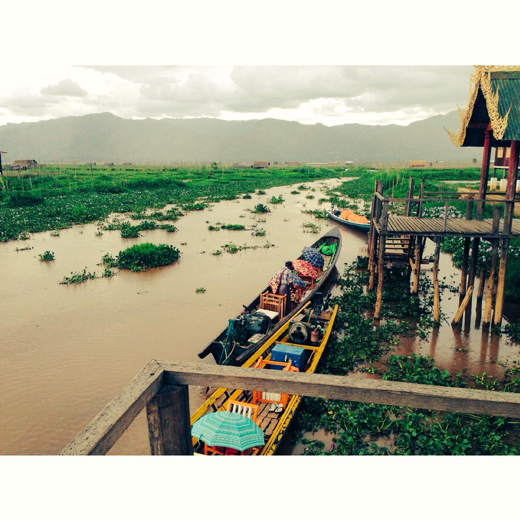 Jebsy's tweet photo. Inlay lake, Burma ❤️ http://t.co/7Gi2NIxBCC