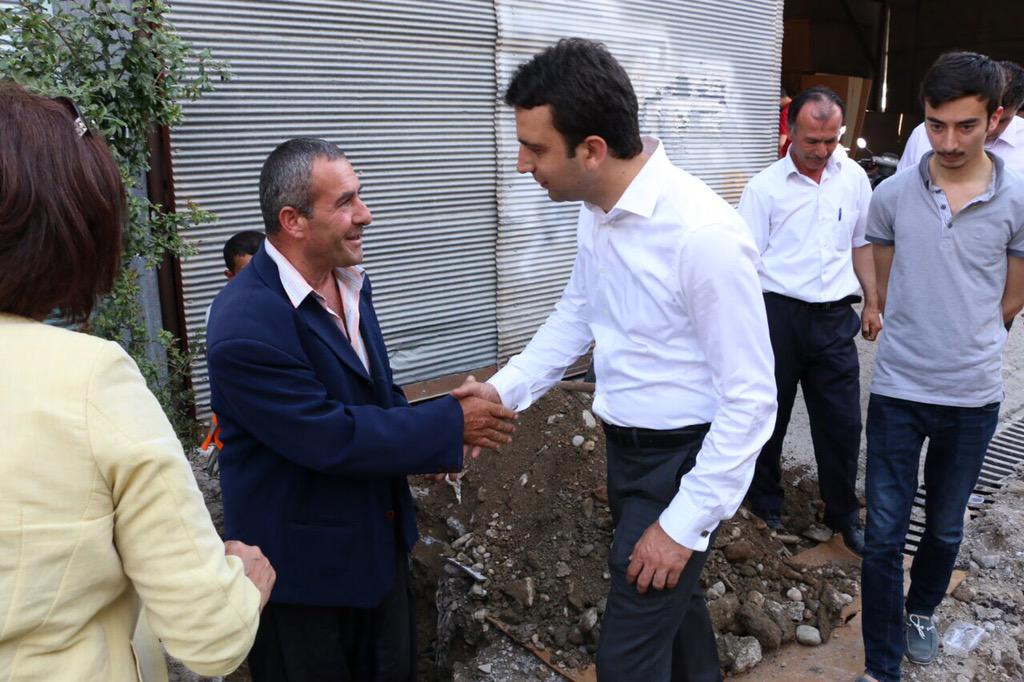 avmustafakose's tweet photo. Alanya sanayiinde ziyaretlerimiz devam ediyor... @AvSenaNurCelik http://t.co/n4MAoSIiOR